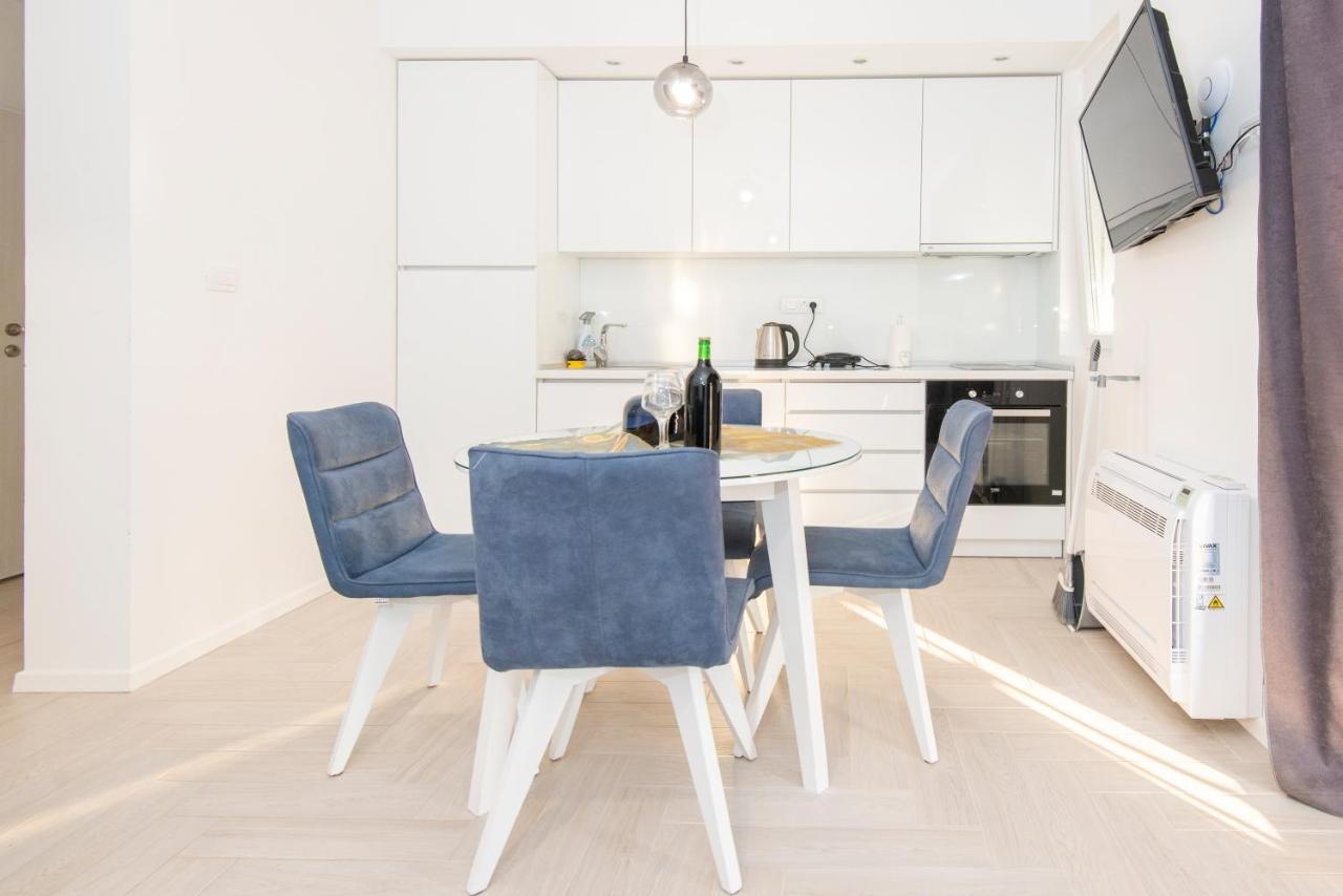 Villa Providenca Apartments Тиват Экстерьер фото