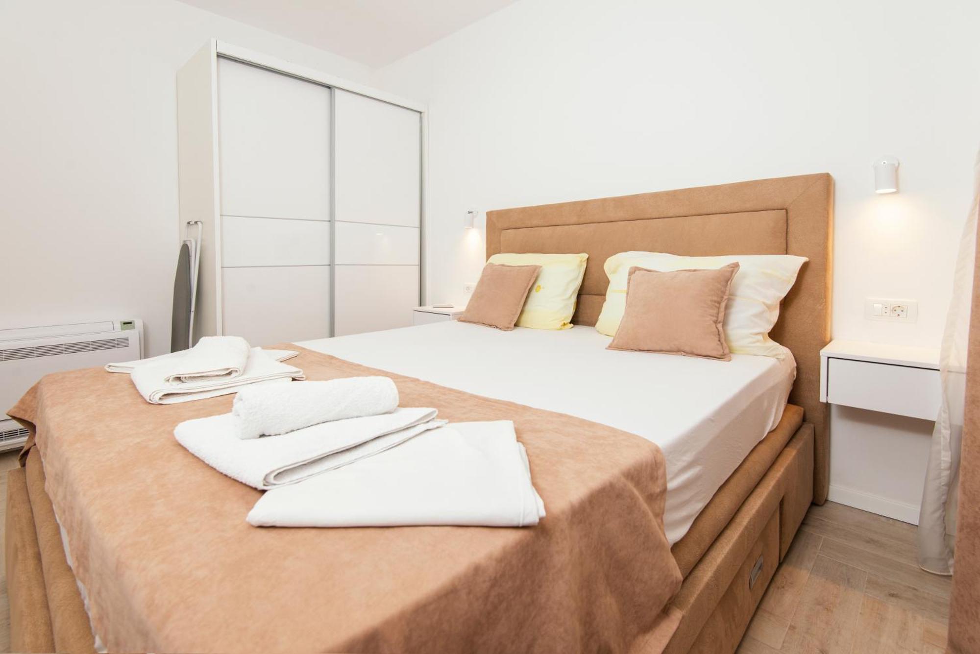 Villa Providenca Apartments Тиват Экстерьер фото